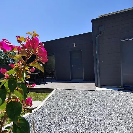 Maison D'hote Neuve : T2 Pour 4 Voyageurs Apartment Mios