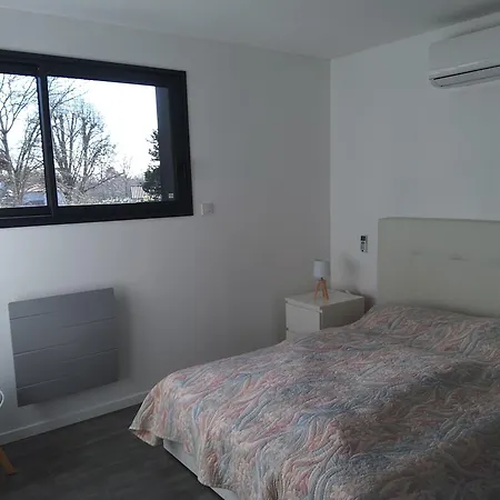 Apartament Maison D'hote Neuve : T2 Pour 4 Voyageurs